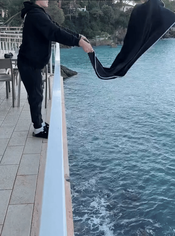 The Original Magnetic Towel